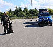 Muitininkai aptinka vis įmantriau paslėptas cigaretes