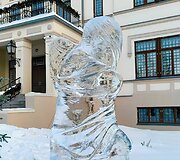 Ledo skulptūros Kretingoje