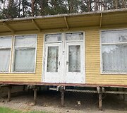 Mediniai nameliai &Scaron;ventosios bažnyčios pa&scaron;onėje 