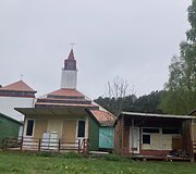 Mediniai nameliai &Scaron;ventosios bažnyčios pa&scaron;onėje 
