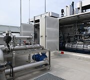 Klaipėdos uoste atverta žaliojo vandenilio gamykla ir stotelė