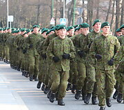 500 karių Lietuvos įstojimo į NATO metines paminėjo dalyvaudami simboliniame bėgime.