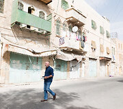 I&scaron;tu&scaron;tėjęs Hebronas