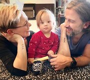 Sanna ir Saulius Karosai su mažąja Iva