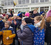 "Gilijos" mokyklos pradinukai jau paminėjo kovo 11-ąją. 
