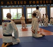 Japonų dziudo meistrai Klaipėdoje vedė treniruotę.