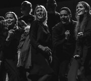 Oskaras Kor&scaron;unovas Klaipėdos dramos teatre stato spektaklį &bdquo;Mūsų klasė&ldquo;.