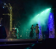 Palangoje įžiebta kalėdinė eglė.