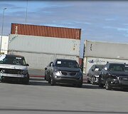 audotų automobilių importu į Lietuvą bei jų prekyba užsiimanti bendrininkų grupė įtariama i&scaron;vengusi daugiau nei 3 mln. mokesčių.