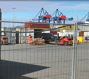 audotų automobilių importu į Lietuvą bei jų prekyba užsiimanti bendrininkų grupė įtariama i&scaron;vengusi daugiau nei 3 mln. mokesčių.