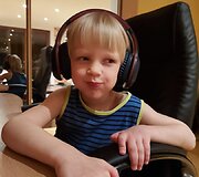 Mažojo Dominyko &scaron;eima svajoja apie operaciją JAV, kuri jų sūnui dovanotų kitokią gyvenimo kokybę.