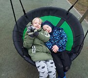 Mažojo Dominyko &scaron;eima svajoja apie operaciją JAV, kuri jų sūnui dovanotų kitokią gyvenimo kokybę.