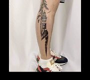 Simboli&scaron;ka tatuiruotė su &scaron;vyturiu.