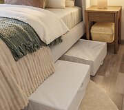 IKEA namai įgyvendinus pokyčius: miegamajame &ndash; jauki laisvalaikio erdvė