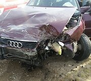 Netoli Dotnuvos avarijos metu susidūrė sunkvežimis ir &bdquo;Audi&ldquo; 