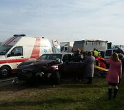Netoli Dotnuvos avarijos metu susidūrė sunkvežimis ir &bdquo;Audi&ldquo; 