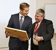 Apdovanoti Jūros &scaron;ventės eisenos dalyviai.
