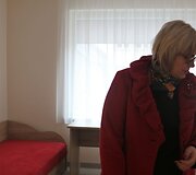 Lapių pagrindinės mokyklos direktorė Vilija Lukauskienė džiaugiasi naujai i&scaron;kilusiais Bendruomenės namais.