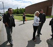 Prie laidojimo namų