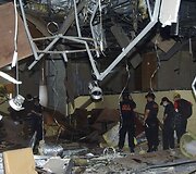 Indonezijoje prabangiuose vie&scaron;bučiuose &ndash; kruvini i&scaron;puoliai