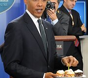 B.Obama gimtadienis