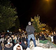 Protestuotojų susirėmimai su pareigūnais