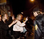 Protestuotojų susirėmimai su pareigūnais