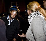 Protestuotojų susirėmimai su pareigūnais