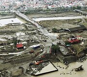 Taivane nuo&scaron;liauža pražudė 300 žmonių