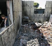 Prie Atėnų siautę gaisrai sustabdyti