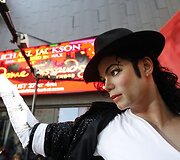 Michaelo Jacksono va&scaron;kinė skulptūra
