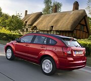 &bdquo;Dodge Caliber&ldquo; hečbekas