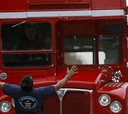Bandymas nutempti autobusą ausimis nepavyko