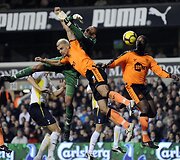 &bdquo;Tottenham&ldquo; triu&scaron;kino &bdquo;Wigan Athletic&ldquo;