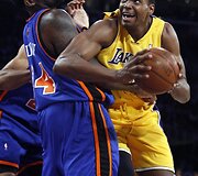 &bdquo;Knicks&ldquo; nusileido čempionams