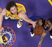 &bdquo;Knicks&ldquo; nusileido čempionams