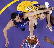 &bdquo;Knicks&ldquo; nusileido čempionams