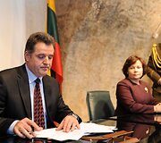 Į Vilnių atvyko Kosovo saugumo pajėgų ministras