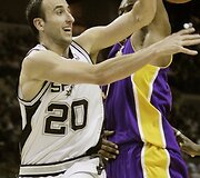 &bdquo;Lakers&ldquo; ir &bdquo;Spurs&ldquo; krep&scaron;ininkų dvikova 