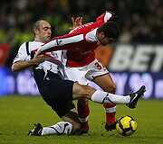 Londono &bdquo;Arsenal&ldquo; klubas neleidžia atitrūkti pirmenybių lyderiams