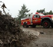 Los Andželas kovoja su stichine nelaime