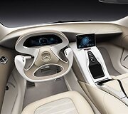 &bdquo;Mercedes-Benz F800 Style&ldquo;