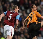 &bdquo;Aston Villa&ldquo; pergalė
