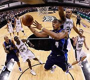 &bdquo;Spurs&ldquo; triumfas