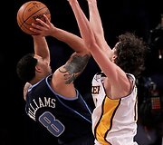 &bdquo;Lakers&ldquo; pergalė