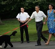 B.Obama vedžioja &scaron;unį