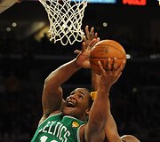 Bostono &bdquo;Celtics&ldquo; pergalė