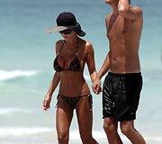 Shauna Sand su draugu