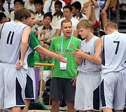 Treneris D.Dikčius pataria savo žaidėjams.