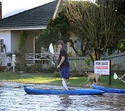 Australija